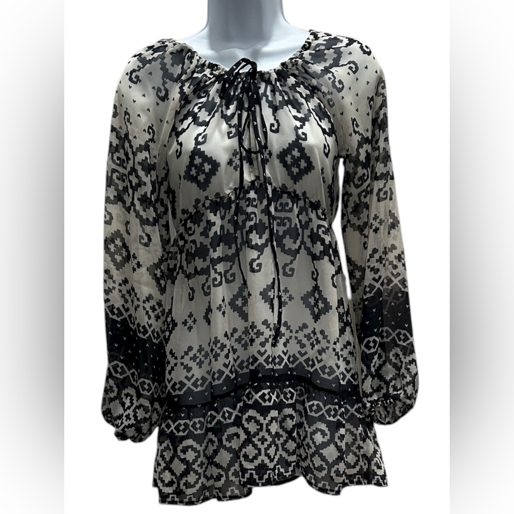 #430 Candy Couture Black and White Women's Blouse